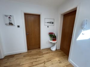 Photo 18- click for photo gallery